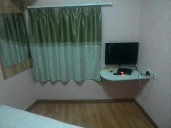 Wuhan Wansongyuan Guoshun Hostel Kültér fotó